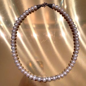 Genuine pearl necklace with jewels